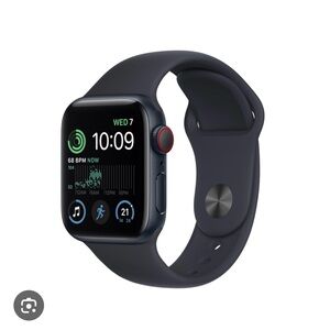 Black Apple Watch SE 2nd generation 44mm